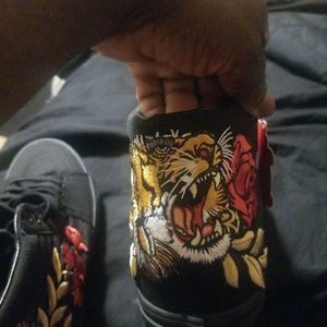 Custom Embroidery Tiger And Rose Vans